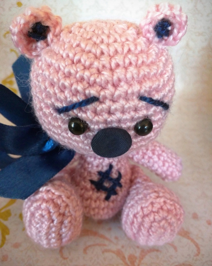 Oso de ganchillo Rosso /crochet doll /bear amigurumi
